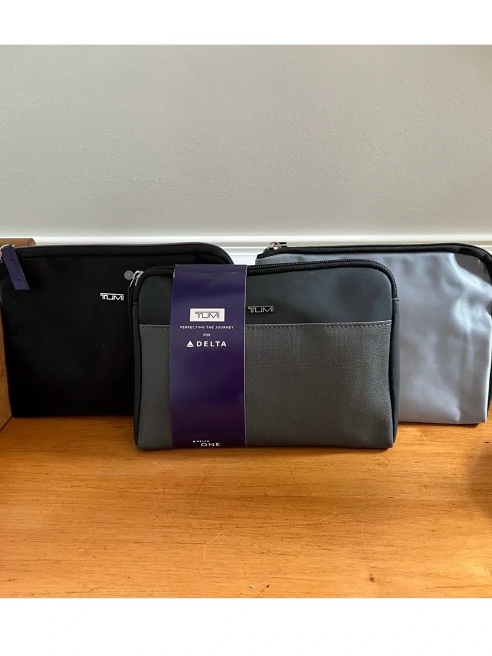 Tumi Delta International First Class Travel Toiletry Pouch